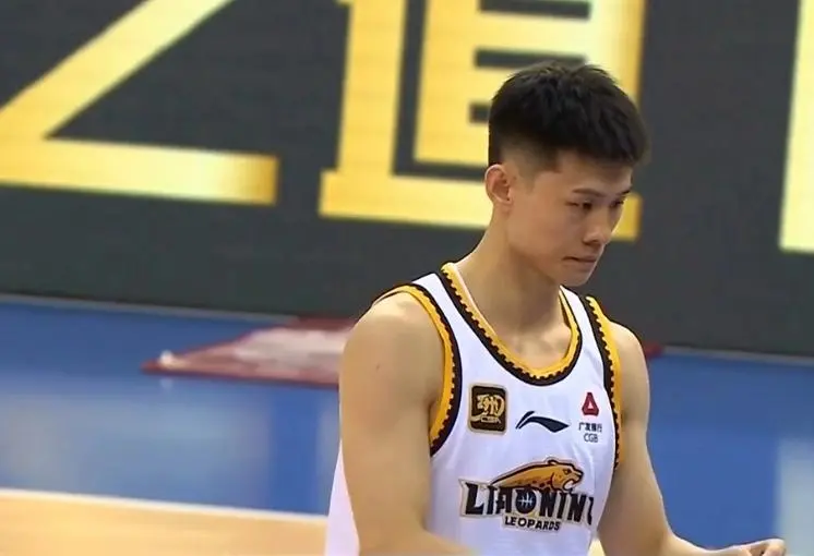 争赵睿激烈 争赵睿激烈