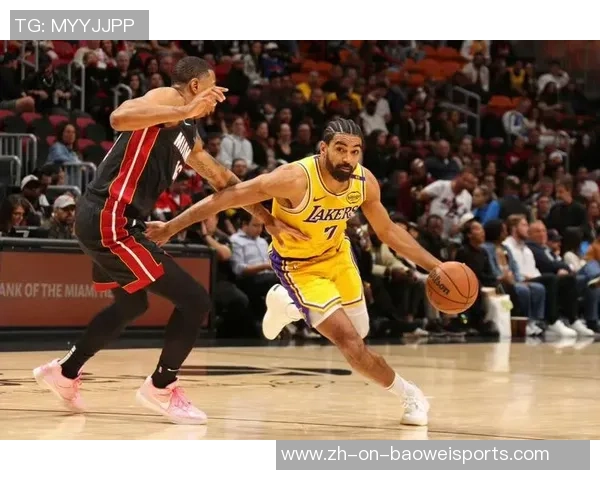 今日湖人对阵热火第二场比赛精彩直播回放全程回顾与分析