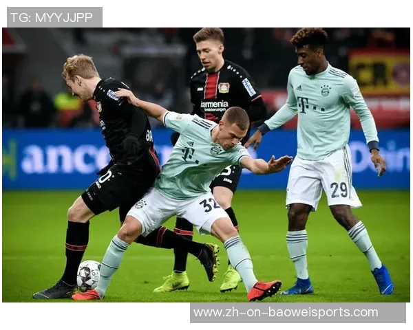 帕德博恩与杜尔塞多夫的精彩对决揭示了德乙联赛的激烈竞争与球队实力较量